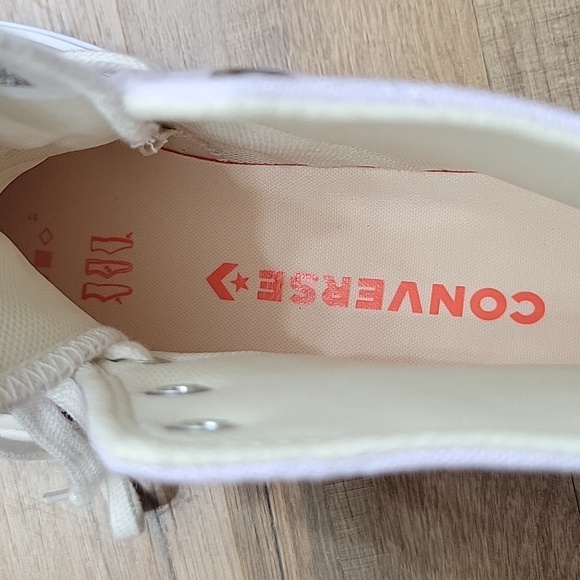 Converse High Top Brand new in the box no lid authentic. - Picture 16 of 16